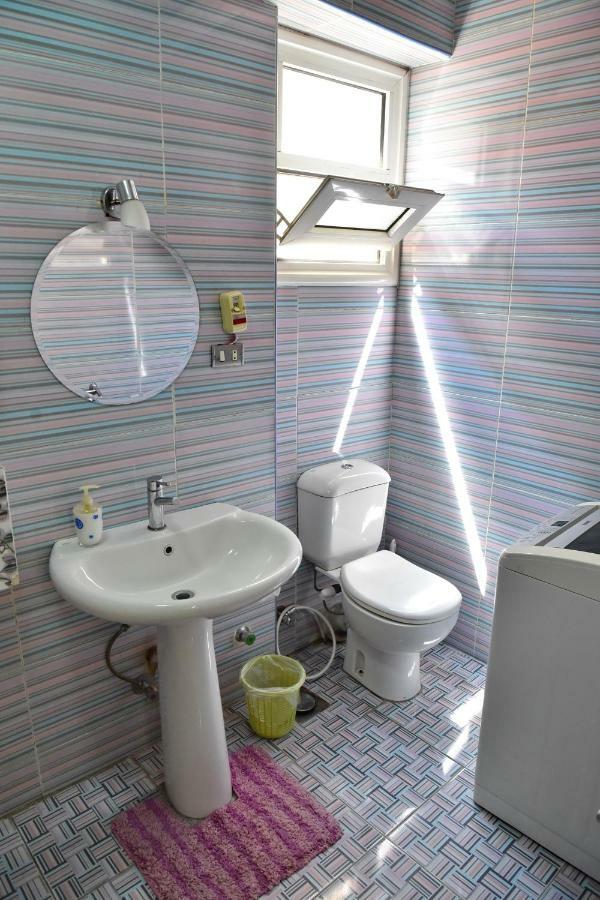 Two-Bedroom Apartment at Mohamed Farid Street Kairo Eksteriør bilde