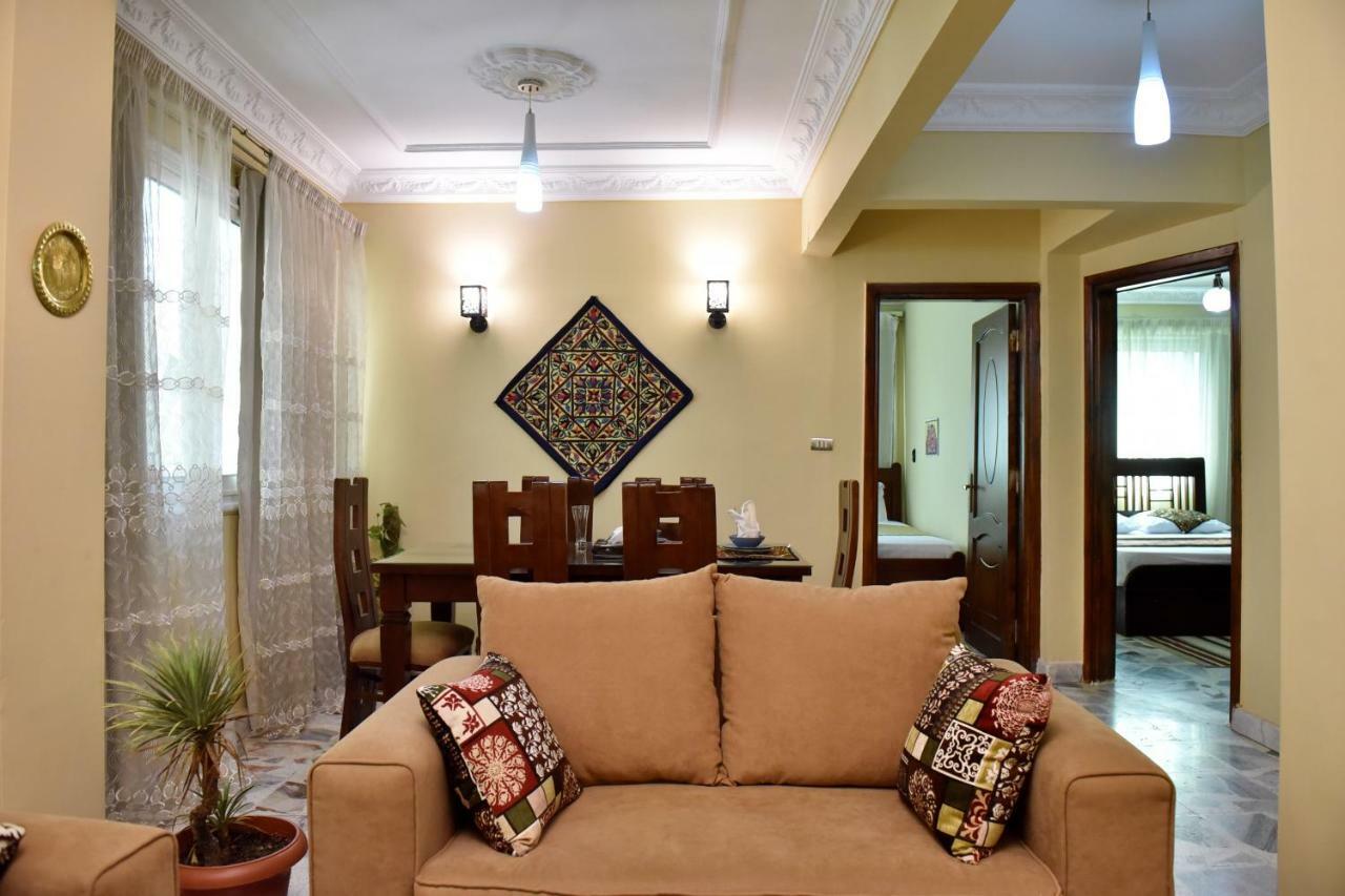 Two-Bedroom Apartment at Mohamed Farid Street Kairo Eksteriør bilde