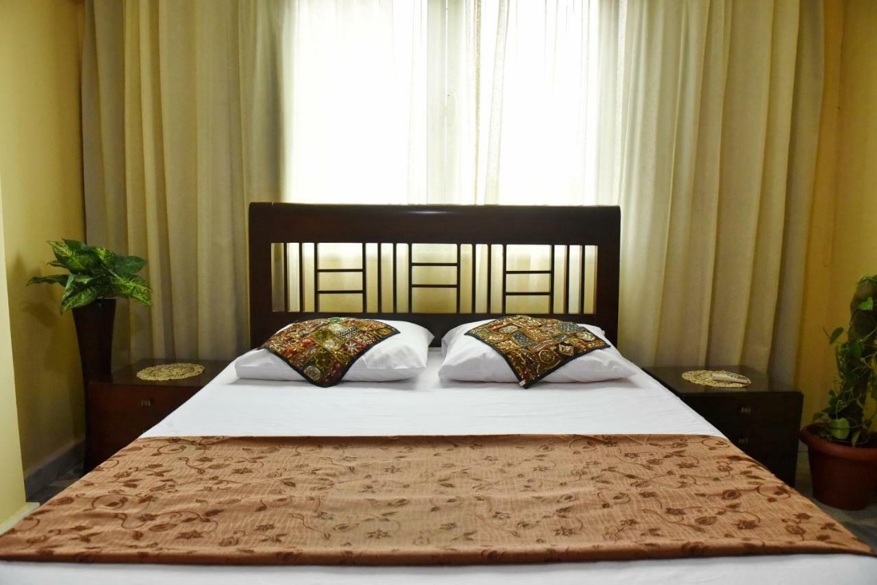 Two-Bedroom Apartment at Mohamed Farid Street Kairo Eksteriør bilde