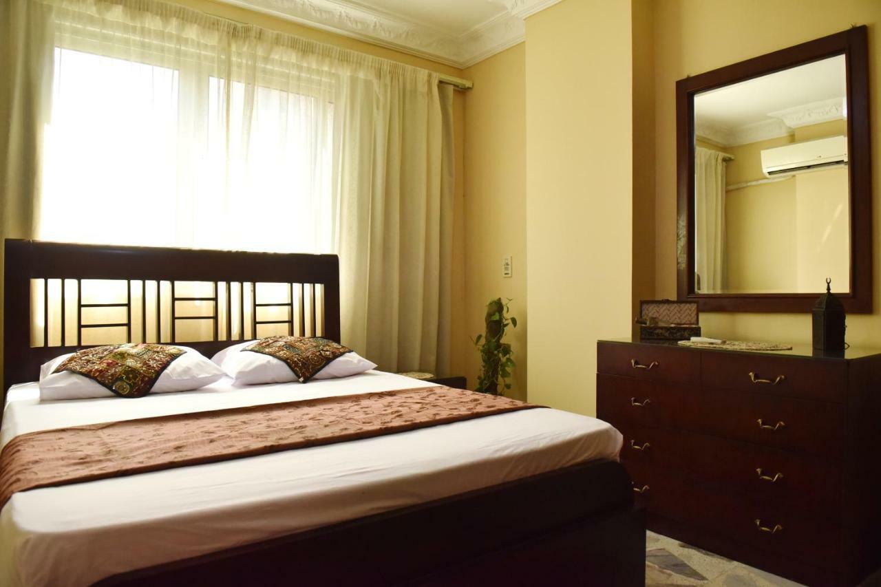 Two-Bedroom Apartment at Mohamed Farid Street Kairo Eksteriør bilde